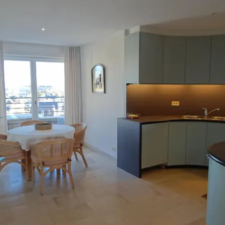Luxury Sea View Retreat In Groenendijk Appartement *