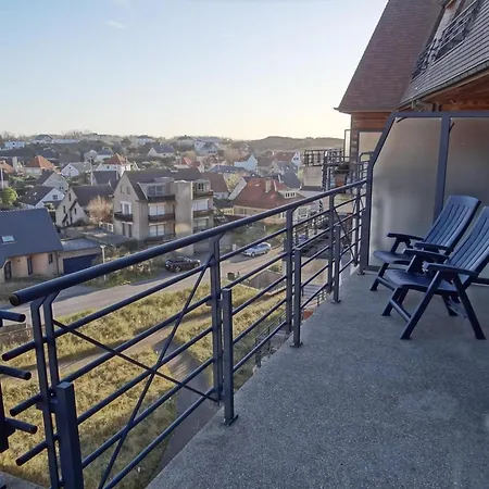 Luxury Sea View Retreat In Groenendijk Appartement *