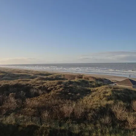 Luxury Sea View Retreat In Groenendijk *